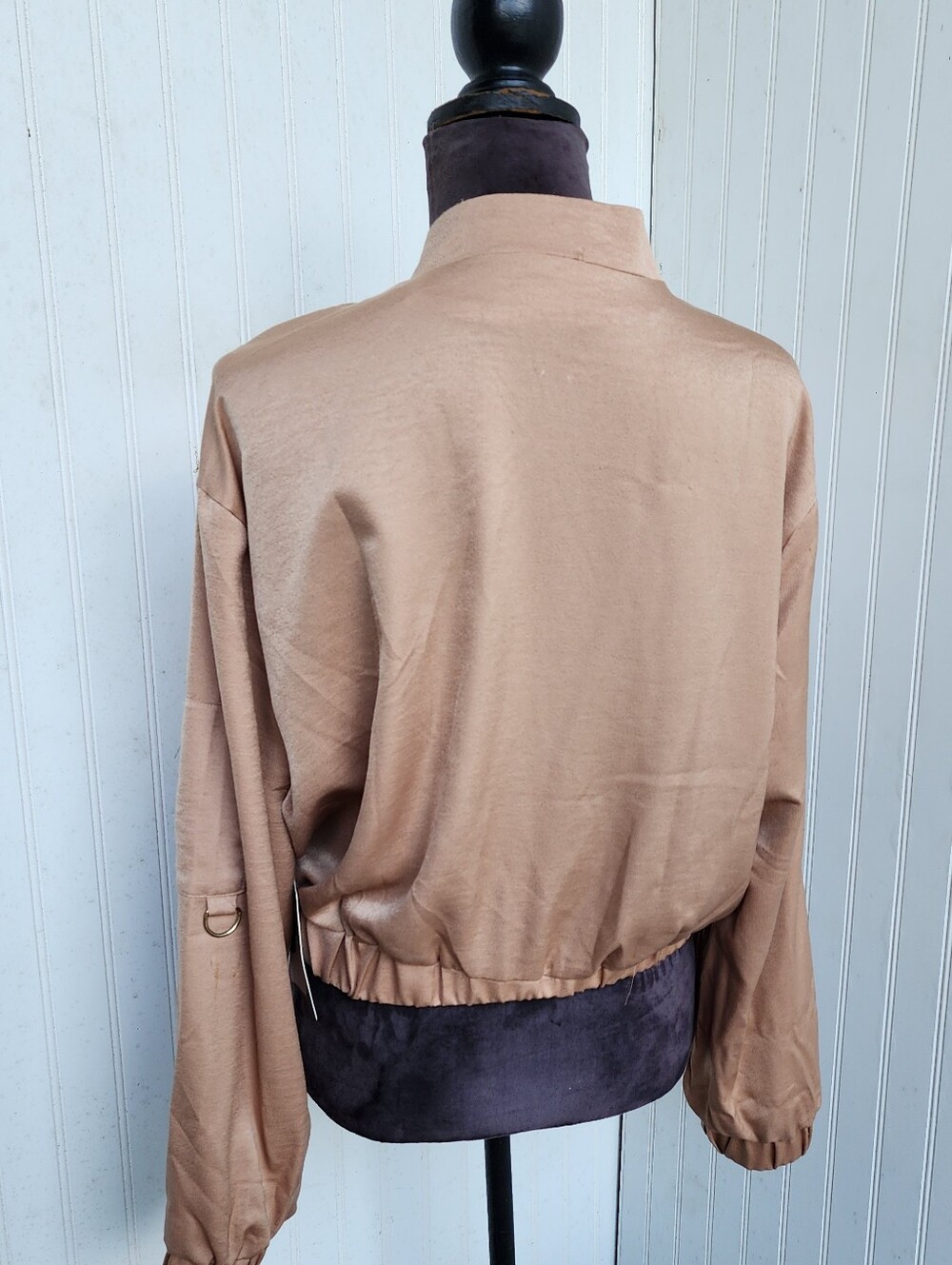NWT Lovepoem by Block Gianna Satin Bomber Jacket Full Zip rose gold Sz L - Picture 9 of 16